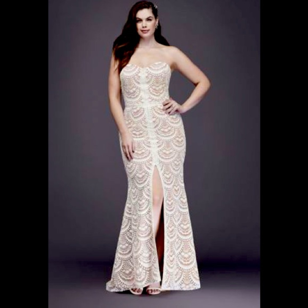 David’s bridal size 18W dress. brand new with tags only tried on.